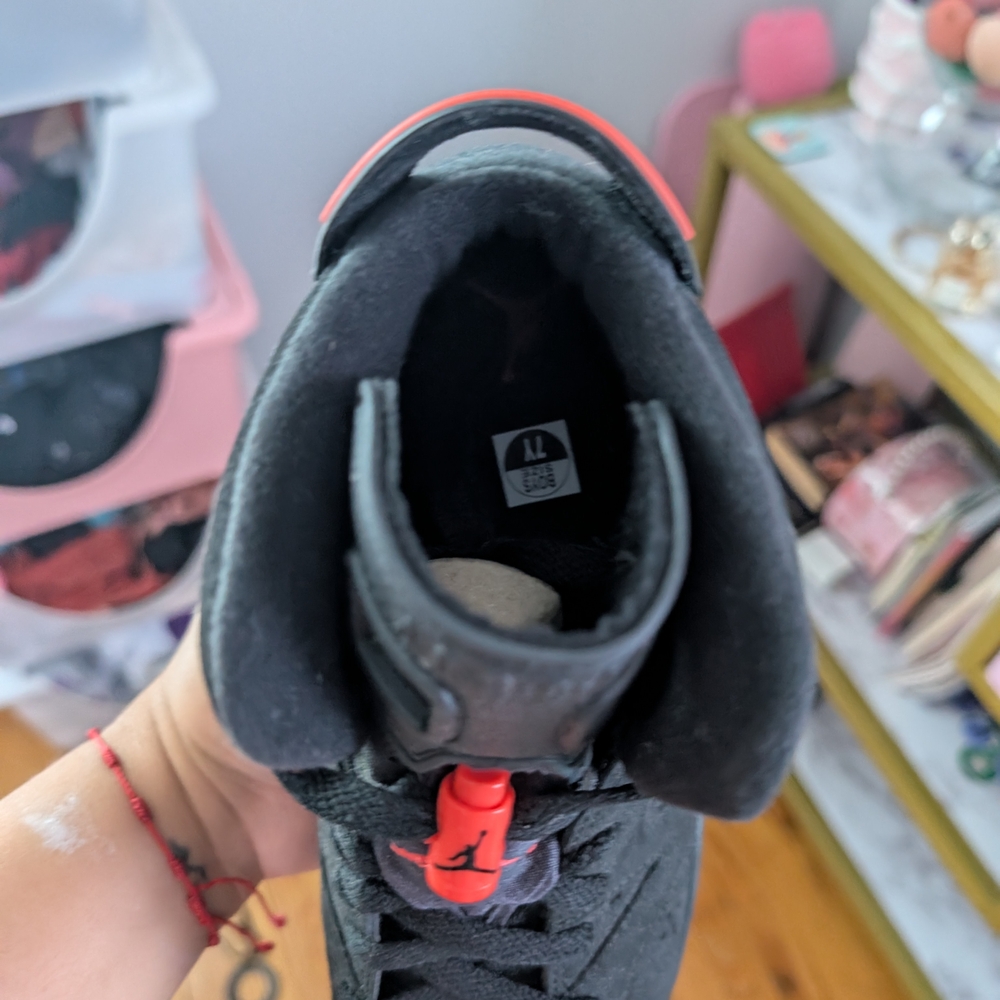 Jordan Kids Black and Red Sneakers